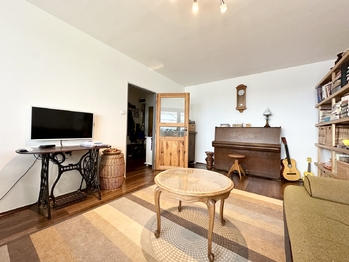 Prodej bytu 4+1 v osobním vlastnictví 76 m², Praha 10 - Záběhlice
