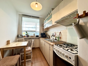Prodej bytu 4+1 v osobním vlastnictví 76 m², Praha 10 - Záběhlice