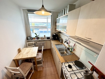Prodej bytu 4+1 v osobním vlastnictví 76 m², Praha 10 - Záběhlice