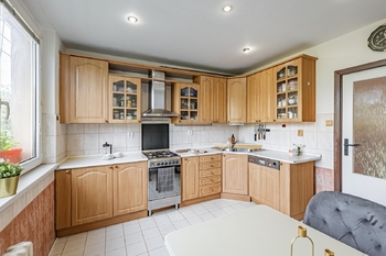 Prodej bytu 3+1 v osobním vlastnictví 85 m², Praha 4 - Modřany