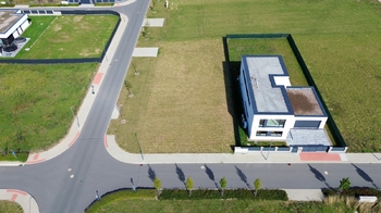 Prodej pozemku 949 m², Vestec