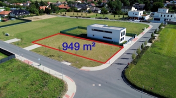 Prodej pozemku 949 m², Vestec