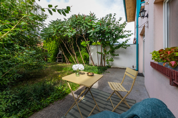Prodej bytu 2kk 64 m2 se zahrádkou 127m2 Nehvizdy - Prodej bytu 2+kk v osobním vlastnictví 191 m², Nehvizdy