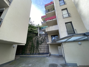 Prodej bytu 2+kk v osobním vlastnictví 70 m², Praha 4 - Michle