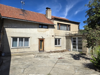 Prodej domu 250 m², Evaň