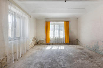 Prodej domu 250 m², Evaň