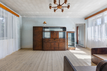 Prodej domu 250 m², Evaň