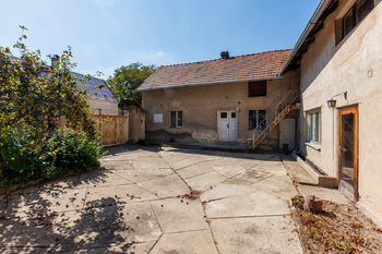 Prodej domu 250 m², Evaň