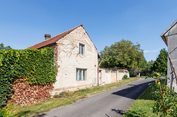 Prodej domu 250 m², Evaň