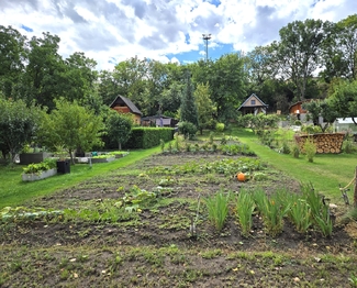 Prodej pozemku 650 m², Černčice