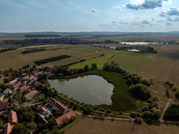 Prodej pozemku 1147 m², Obořiště
