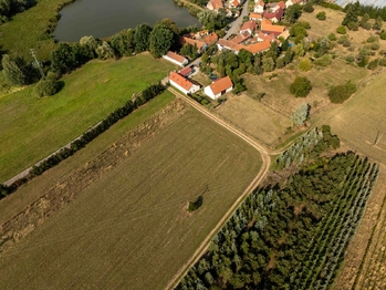 Prodej pozemku 1147 m², Obořiště