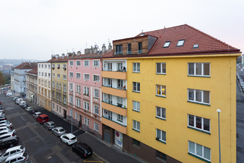 Pronájem bytu 1+kk v osobním vlastnictví 30 m², Praha 8 - Libeň