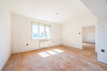 Prodej domu 170 m², Praha 10 - Petrovice