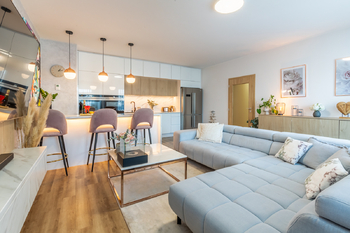 Prodej bytu 4+kk v osobním vlastnictví 84 m², Praha 10 - Uhříněves
