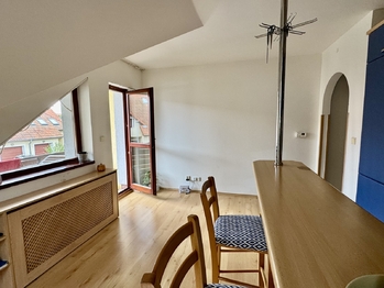 Pronájem bytu 2+kk v osobním vlastnictví 49 m², Jesenice