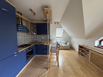 Pronájem bytu 2+kk v osobním vlastnictví 49 m², Jesenice