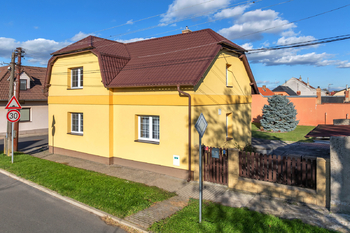 Prodej domu 139 m², Veleň