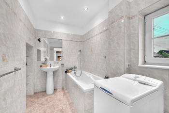 Prodej domu 139 m², Veleň