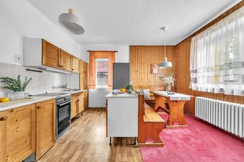 Prodej domu 139 m², Veleň