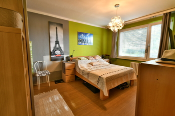 Ložnice - Pronájem bytu 2+1 v družstevním vlastnictví 63 m², Hradec Králové