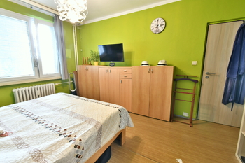 Ložnice - Pronájem bytu 2+1 v družstevním vlastnictví 63 m², Hradec Králové
