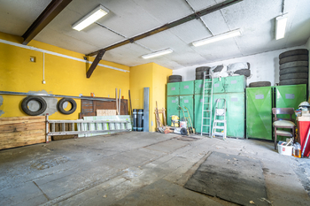 Pronájem skladovacích prostor 759 m², Kladno