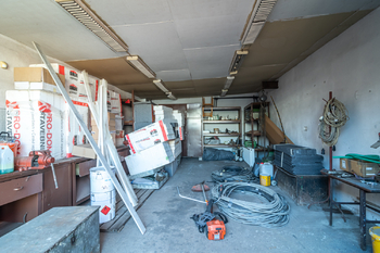 Pronájem skladovacích prostor 759 m², Kladno