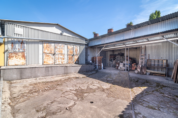 Pronájem skladovacích prostor 759 m², Kladno