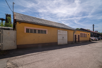 Pronájem skladovacích prostor 759 m², Kladno