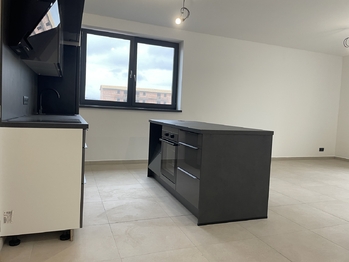 Kuchyň z ostrůvkem - Pronájem domu 135 m², Otovice