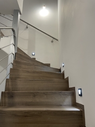 Schodiště do patra - Pronájem domu 135 m², Otovice