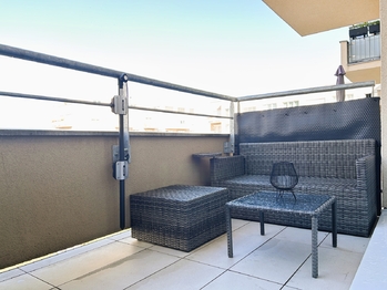 Pronájem bytu 2+kk v osobním vlastnictví 58 m², Praha 10 - Horní Měcholupy