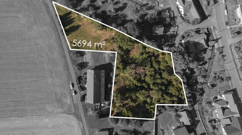 Prodej pozemku 5694 m², Vražné