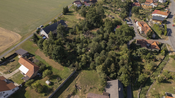 Prodej pozemku 5694 m², Vražné