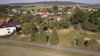 Prodej pozemku 5694 m², Vražné