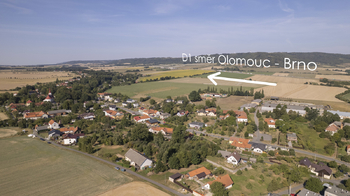 Prodej pozemku 5694 m², Vražné
