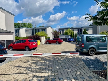 Vybavený dům na 1 rok - Pronájem domu 74 m², Mukařov