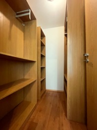 Šatna - Pronájem bytu 2+kk v osobním vlastnictví 71 m², Praha 4 - Modřany