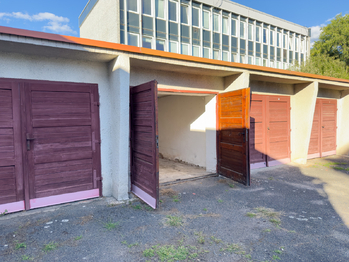 Prodej garáže 17 m², Praha 6 - Břevnov