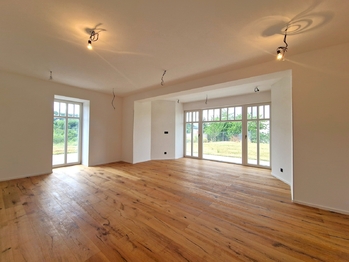 Pronájem bytu 3+1 v osobním vlastnictví 193 m², Praha 4 - Braník