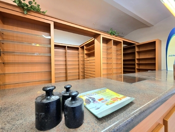Prodej obchodních prostor 177 m², Žlutice