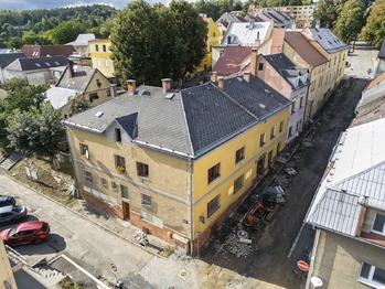 Prodej obchodních prostor 177 m², Žlutice