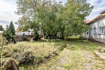 Prodej domu 250 m², Jeviněves