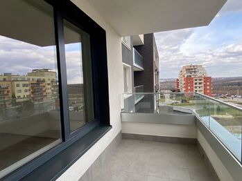 Pronájem bytu 2+kk v družstevním vlastnictví 54 m², Praha 5 - Hlubočepy