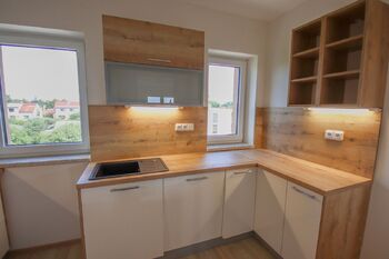 kuchyně - Pronájem bytu 3+1 v osobním vlastnictví 82 m², České Budějovice