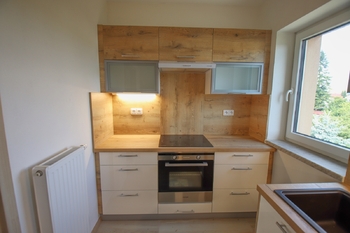kuchyně - Pronájem bytu 3+1 v osobním vlastnictví 82 m², České Budějovice