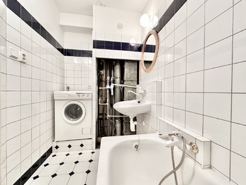 Prodej bytu 3+1 v osobním vlastnictví 62 m², Praha 9 - Střížkov