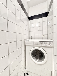 Prodej bytu 3+1 v osobním vlastnictví 62 m², Praha 9 - Střížkov