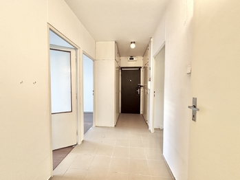 Prodej bytu 3+1 v osobním vlastnictví 62 m², Praha 9 - Střížkov